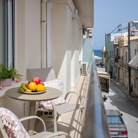 Center Manolia Dream 3 Bedroom Apartment 100M Away From The Beach Chania  Bagian luar foto