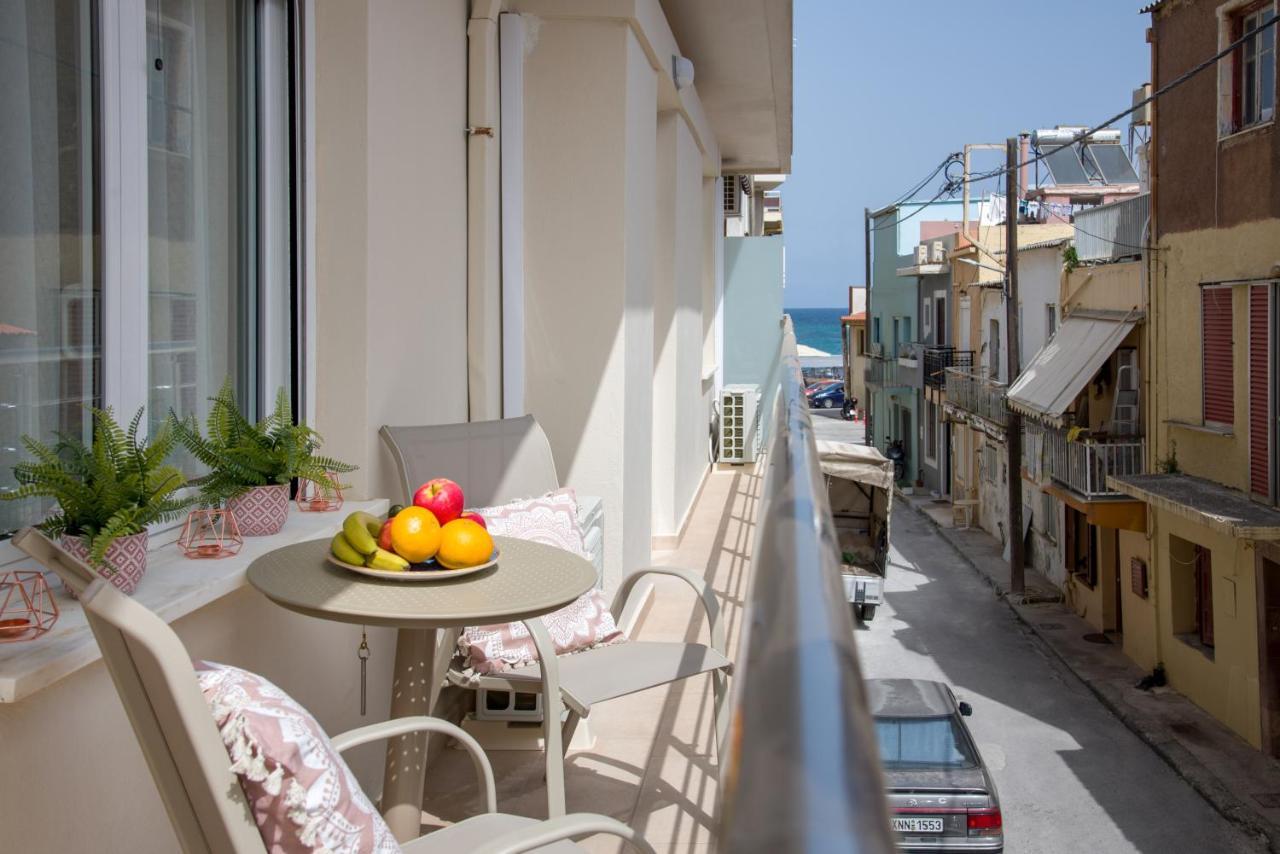 Center Manolia Dream 3 Bedroom Apartment 100M Away From The Beach Chania  Bagian luar foto
