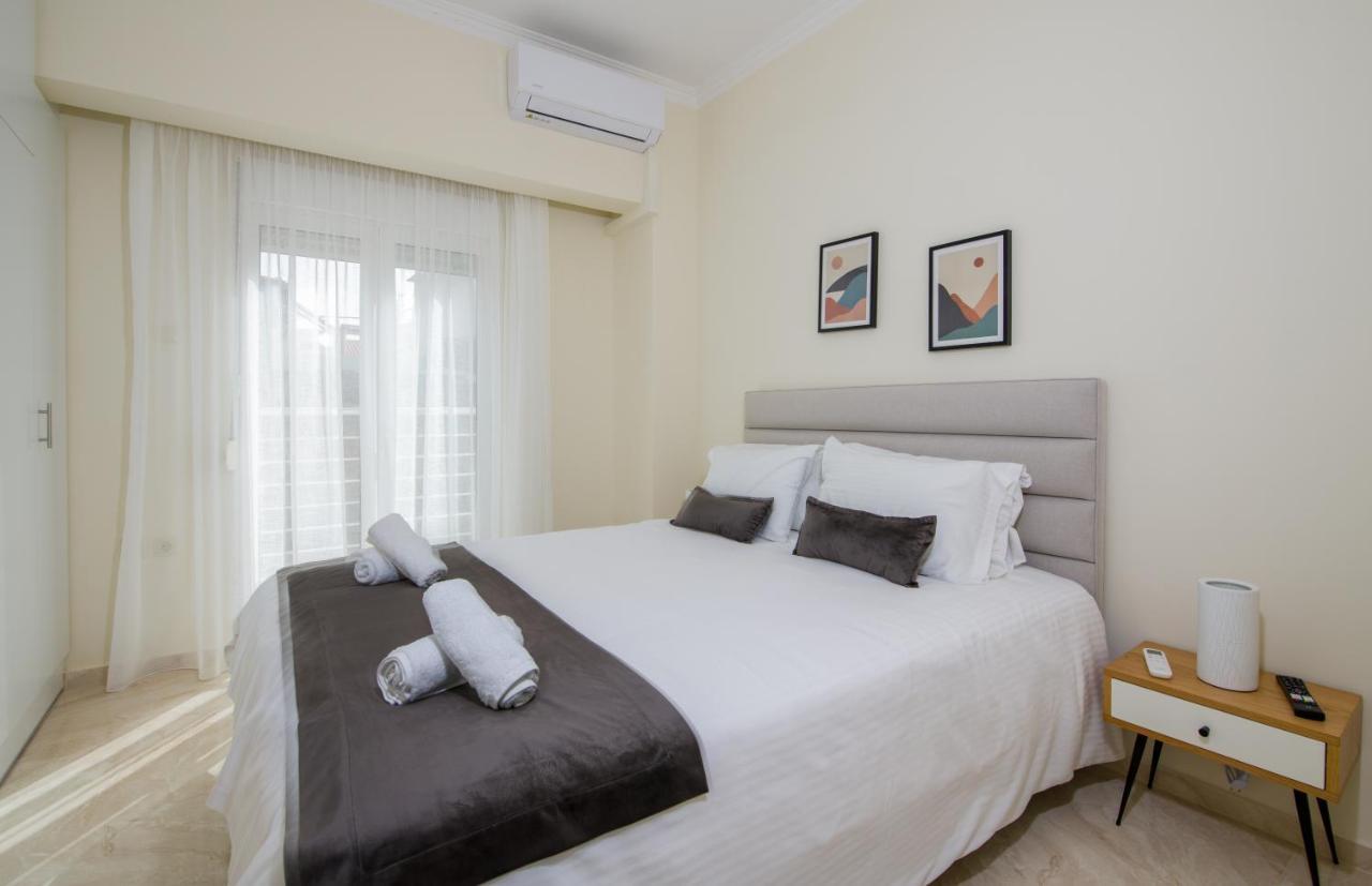 Center Manolia Dream 3 Bedroom Apartment 100M Away From The Beach Chania  Bagian luar foto