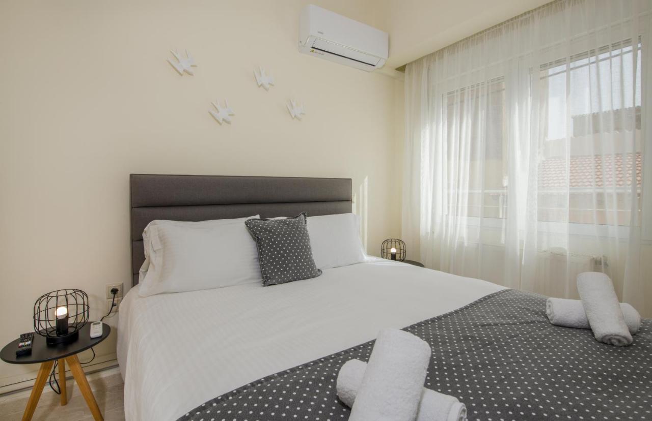 Center Manolia Dream 3 Bedroom Apartment 100M Away From The Beach Chania  Bagian luar foto
