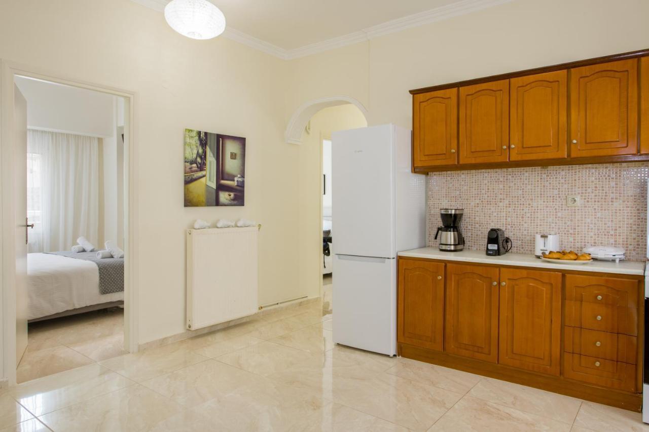 Center Manolia Dream 3 Bedroom Apartment 100M Away From The Beach Chania  Bagian luar foto